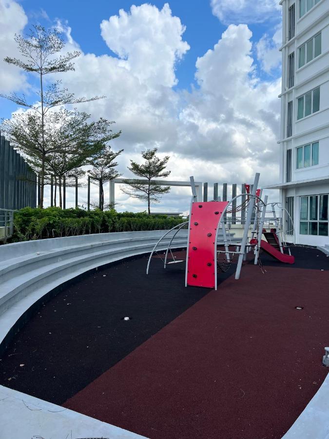 Rayyan Condominium @ Metrocity Square Kuching Exterior foto